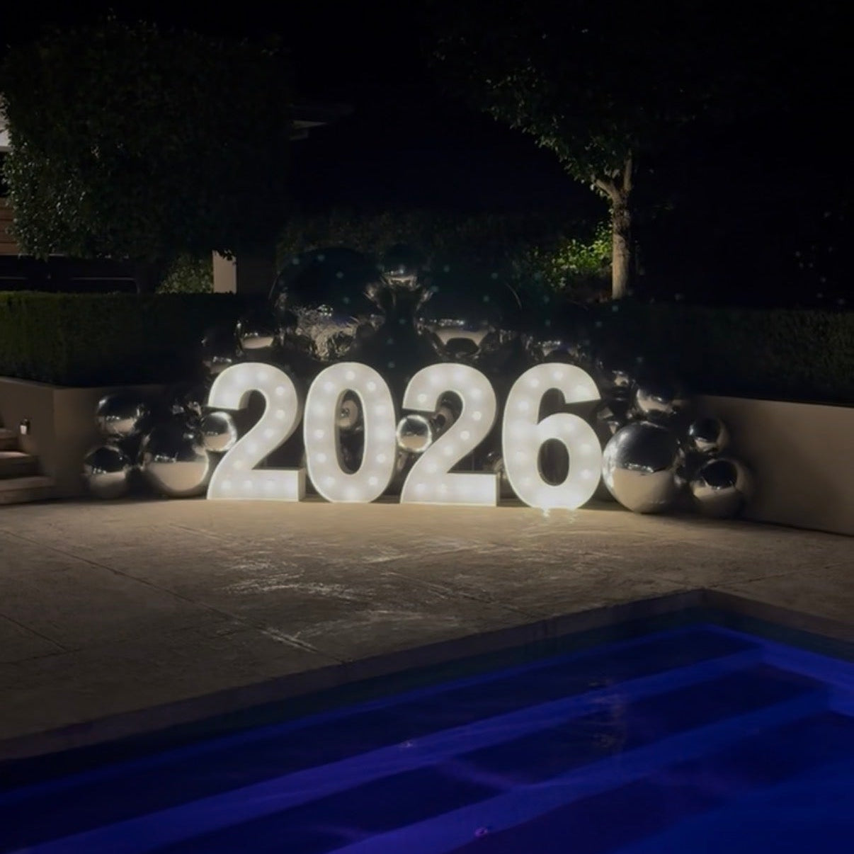 lightup numbers 2026 for hire melbourne. Graduation letters, new years eve celebration. 